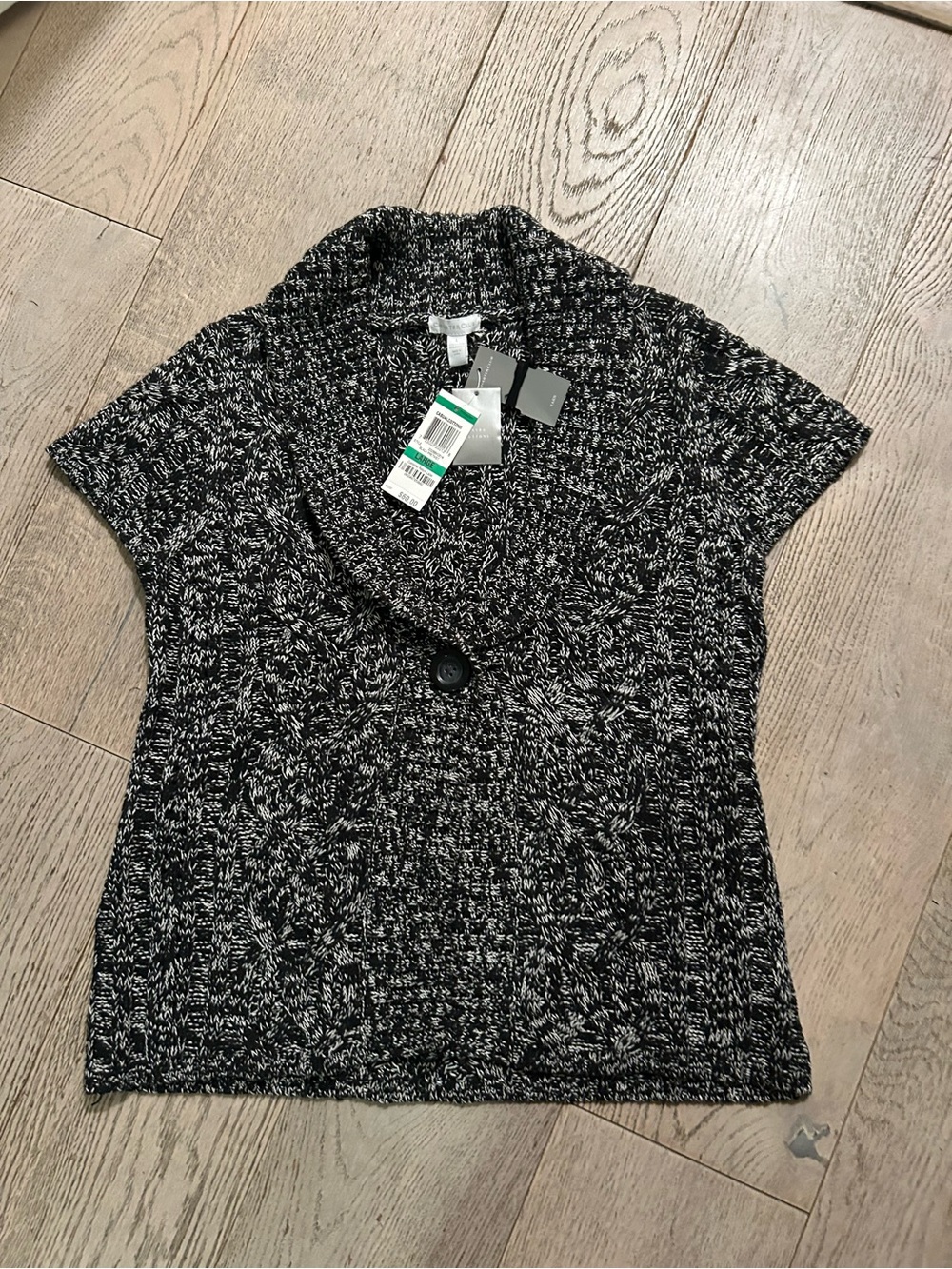 Women's Black & White Marled Short-Sleeve Shawl Collar Sweater